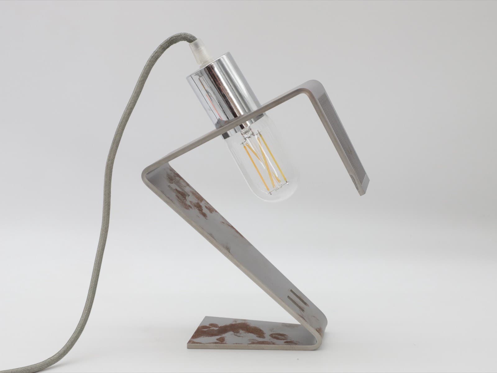 Bent lamp